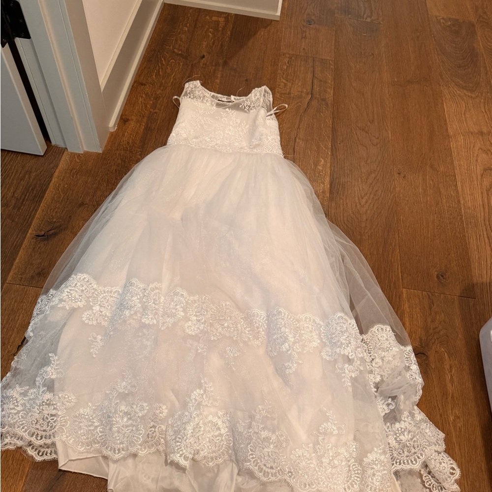 Elegant White Lace Kids Formal Dress